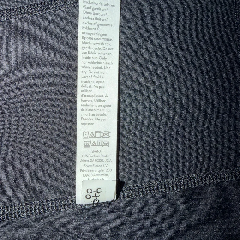 SPANX Black Women's Blazer - Picture 6 of 8